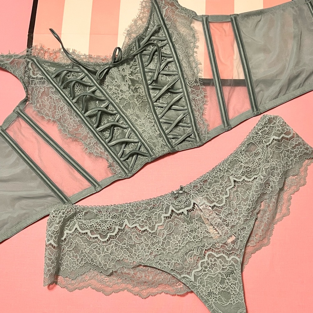 CLEARANCE $8̶9̶ Victoria’s Secret Very Sexy Corset & Matching  thong Pan…